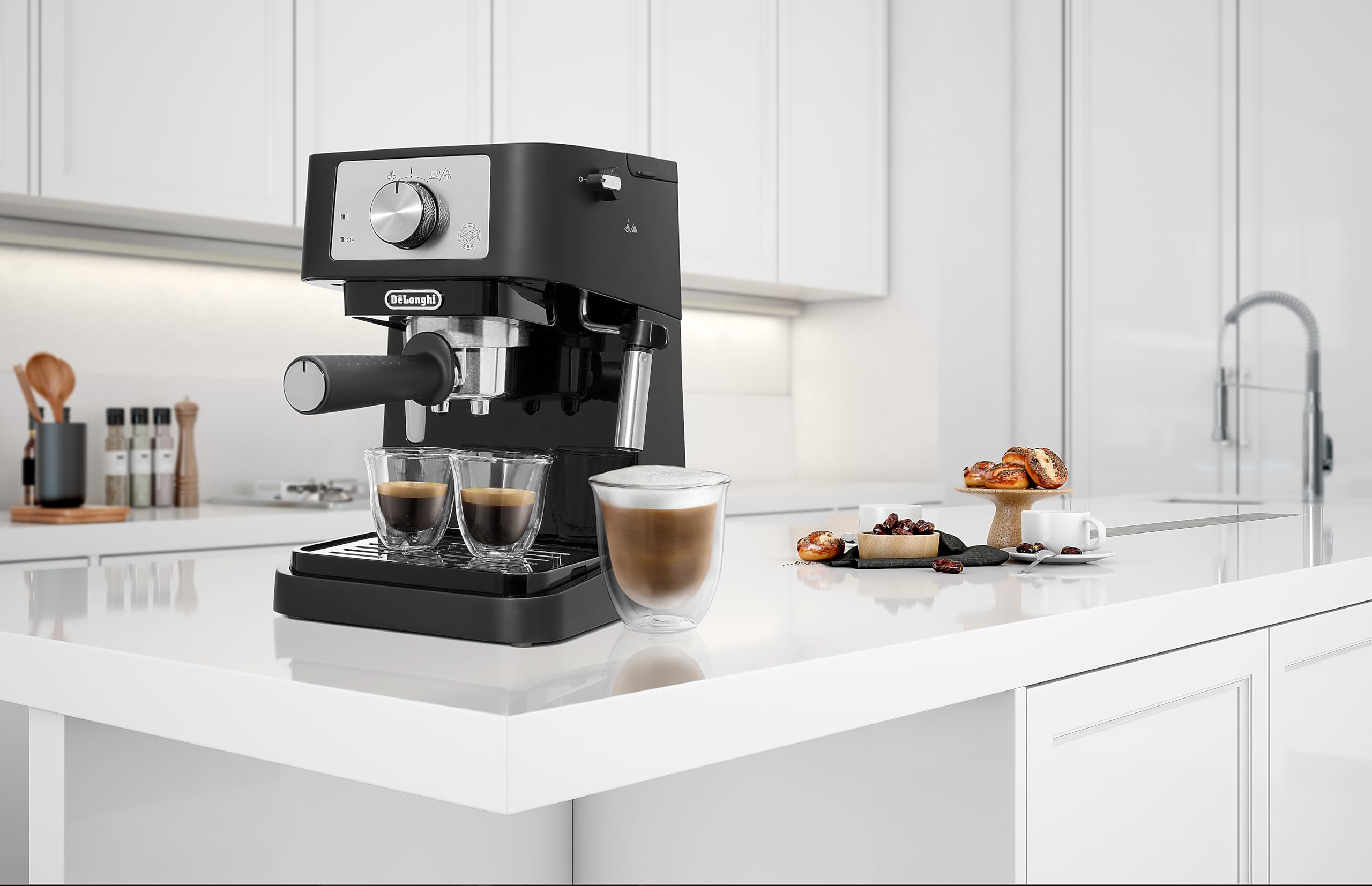 Stilosa – Machine à porte-filtre traditionnelle avec tambour, mousseur à lait professionnel pour poudre expresso ou ESE, réservoir d'eau de 1 l, noir, 1100 W